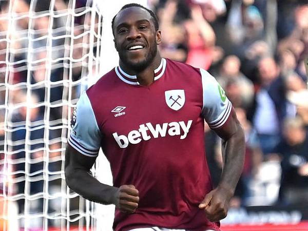 Newcastle United Pertimbangkan Rekrut Michail Antonio